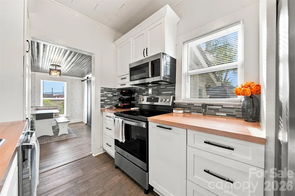 213 Colombo Street NW Valdese, NC 28690