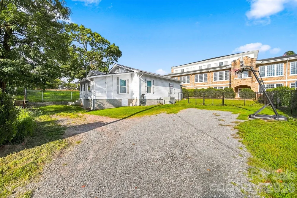 213 Colombo Street NW Valdese, NC 28690