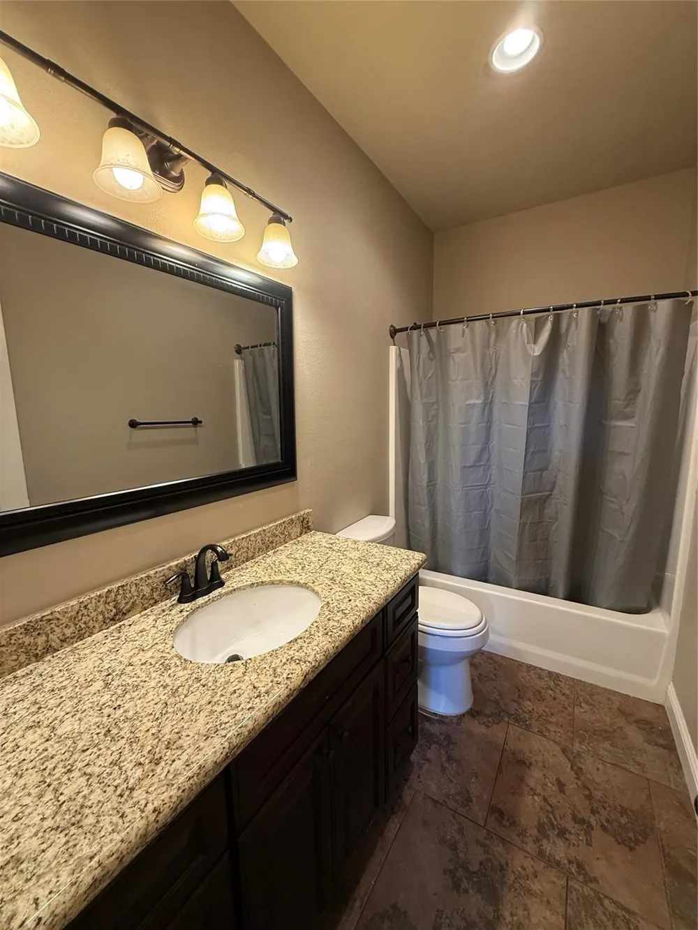 6645 Jasper Circle Lumberton, TX 77657