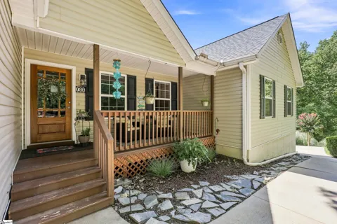 105 Wapiti Lane