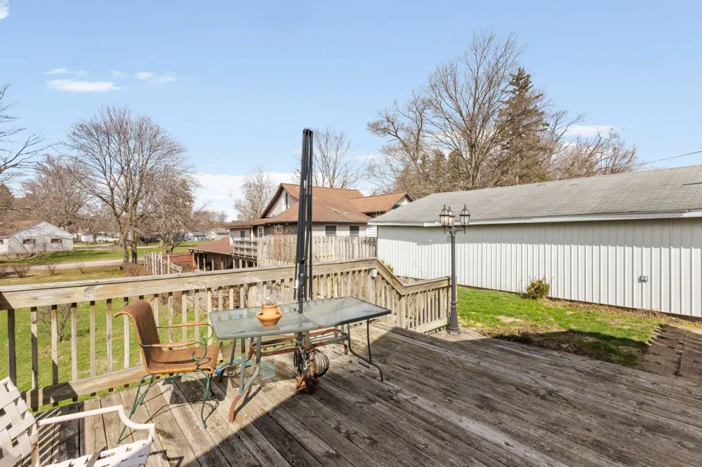 204 Terre Coupe Street Buchanan, MI 49107
