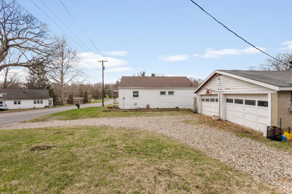 204 Terre Coupe Street Buchanan, MI 49107