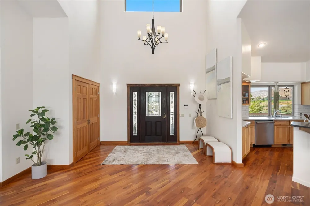 9334 Canyon View PR NE Benton City, WA 99320