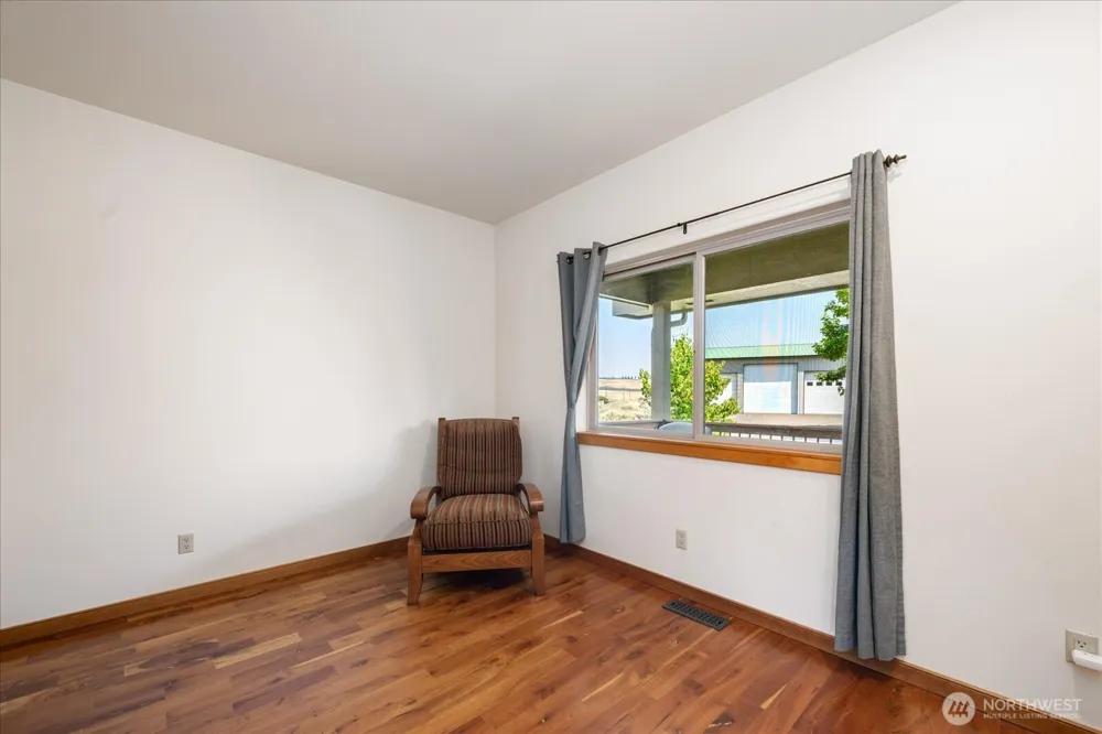 9334 Canyon View PR NE Benton City, WA 99320