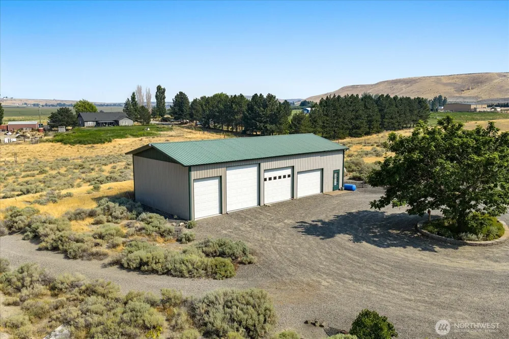 9334 Canyon View PR NE Benton City, WA 99320