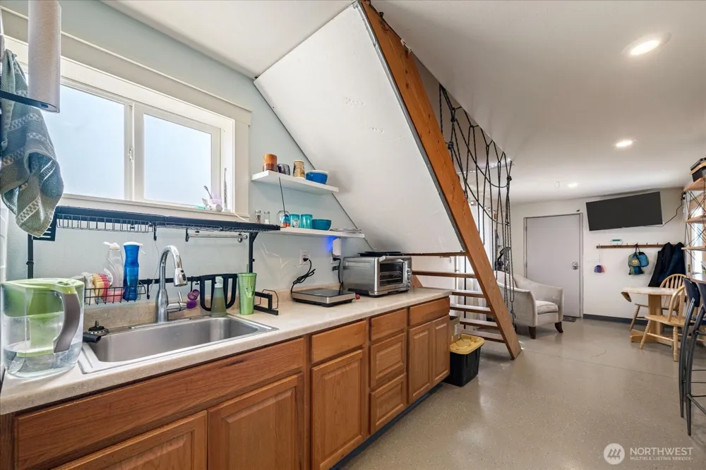 9334 Canyon View PR NE Benton City, WA 99320