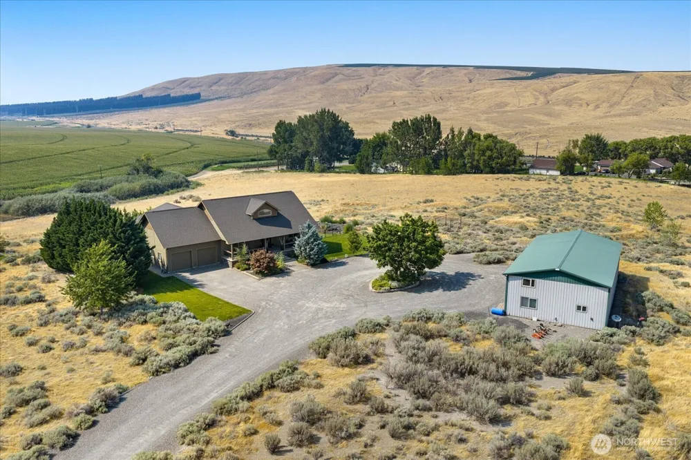 9334 Canyon View PR NE Benton City, WA 99320
