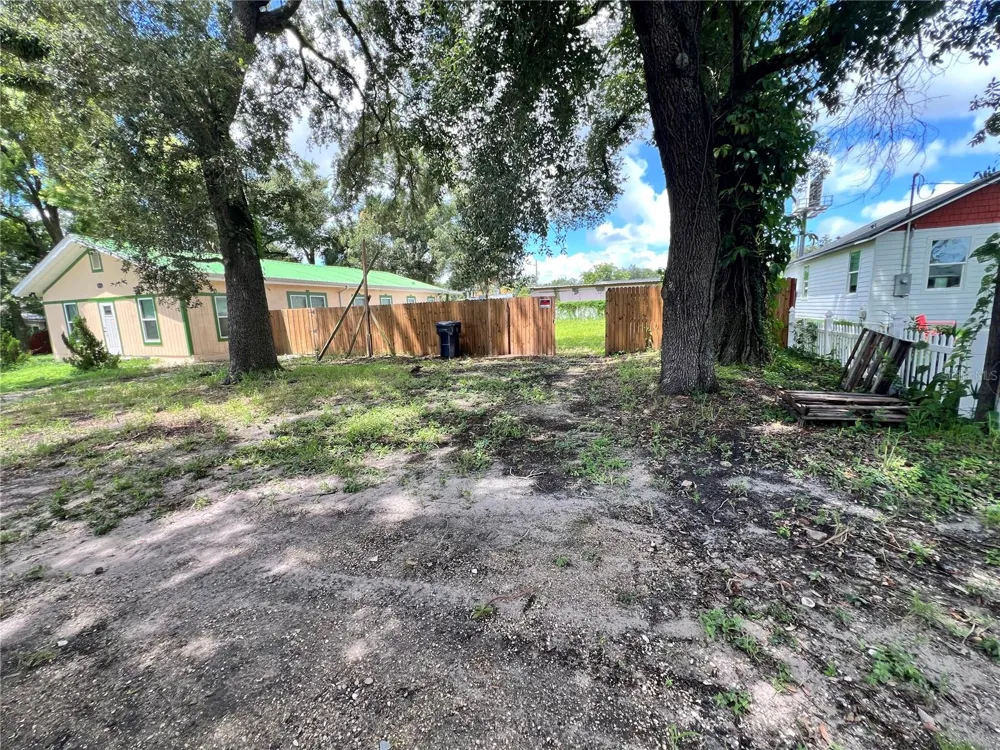 8508 N 9TH STREET Tampa, FL 33604