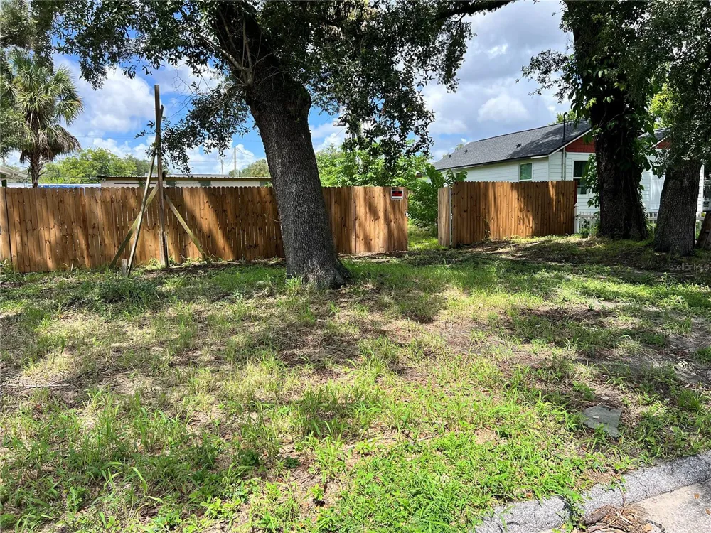 8508 N 9TH STREET Tampa, FL 33604