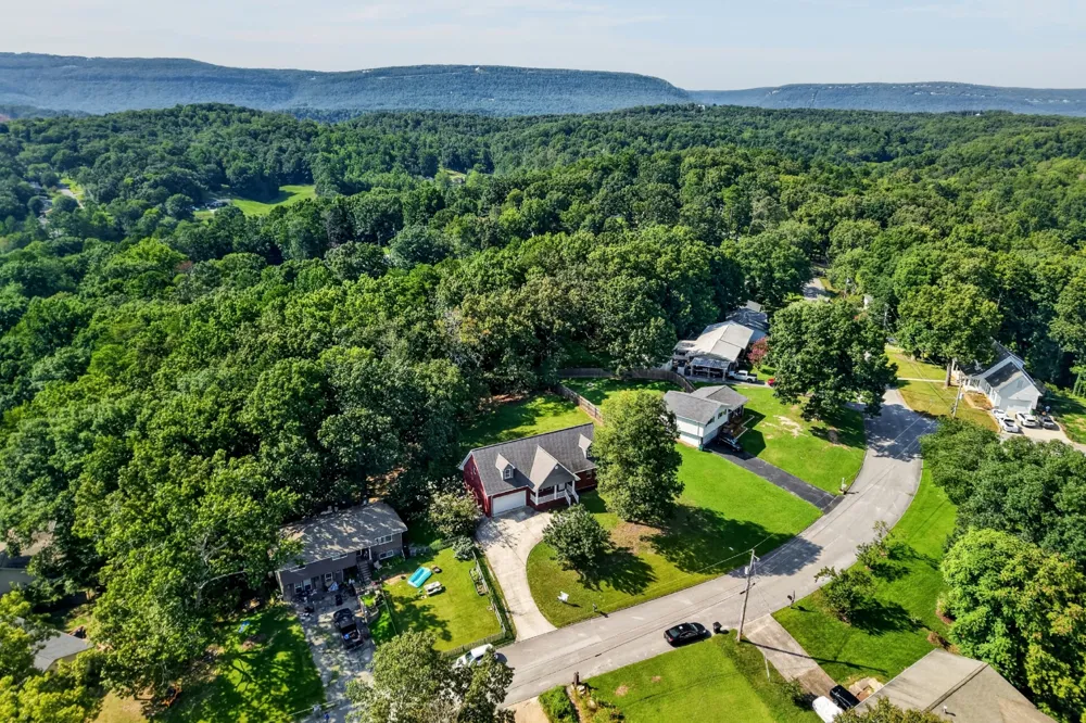 7232 Cane Hollow Rd Hixson, TN 37343