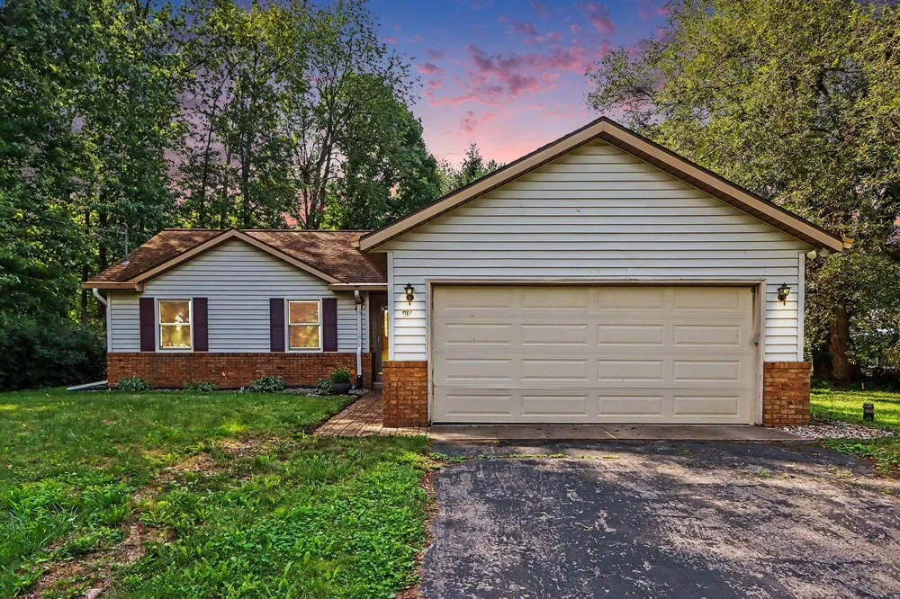 4118 Gray Street Portage City, MI 49002