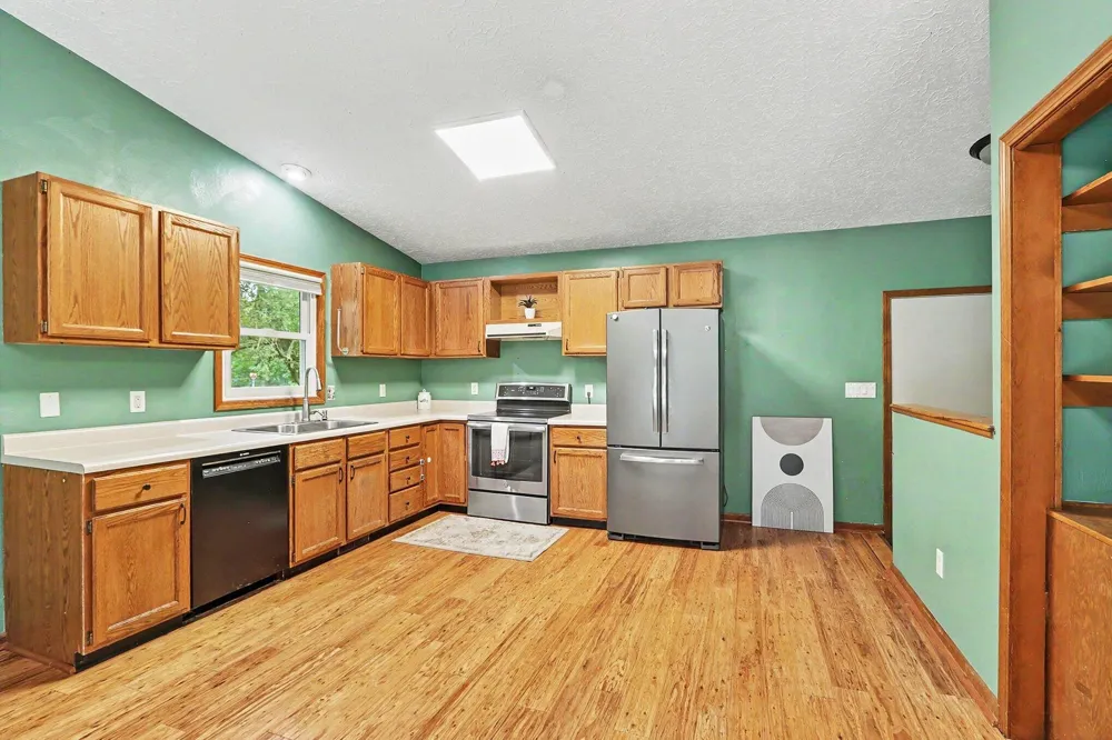 4118 Gray Street Portage City, MI 49002