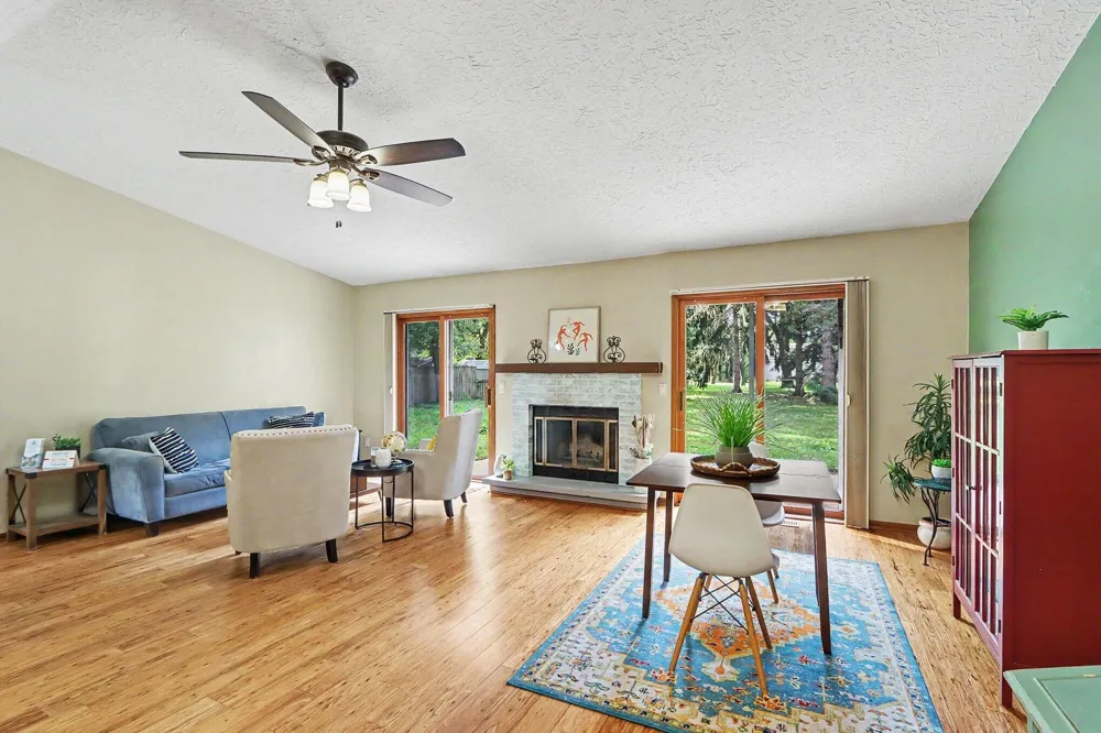 4118 Gray Street Portage City, MI 49002