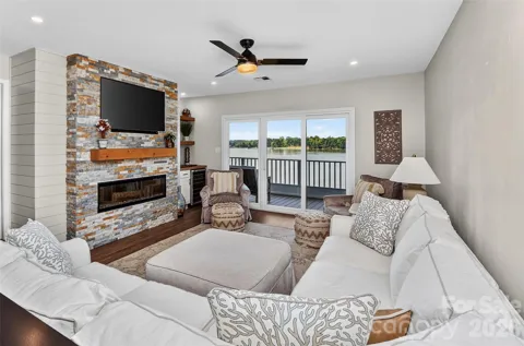 7340 Lakefront Drive #5