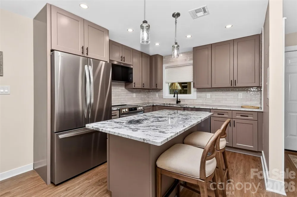 7340 Lakefront Drive #5 Charlotte, NC 28278
