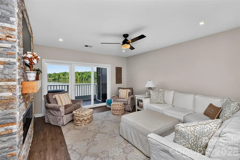 7340 Lakefront Drive #5 Charlotte, NC 28278