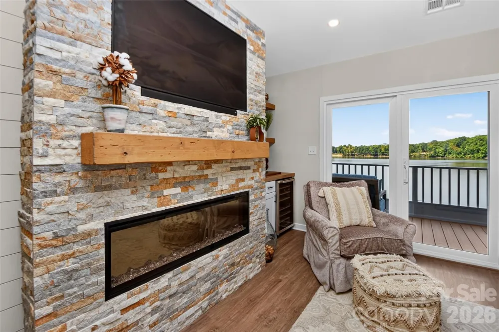 7340 Lakefront Drive #5 Charlotte, NC 28278