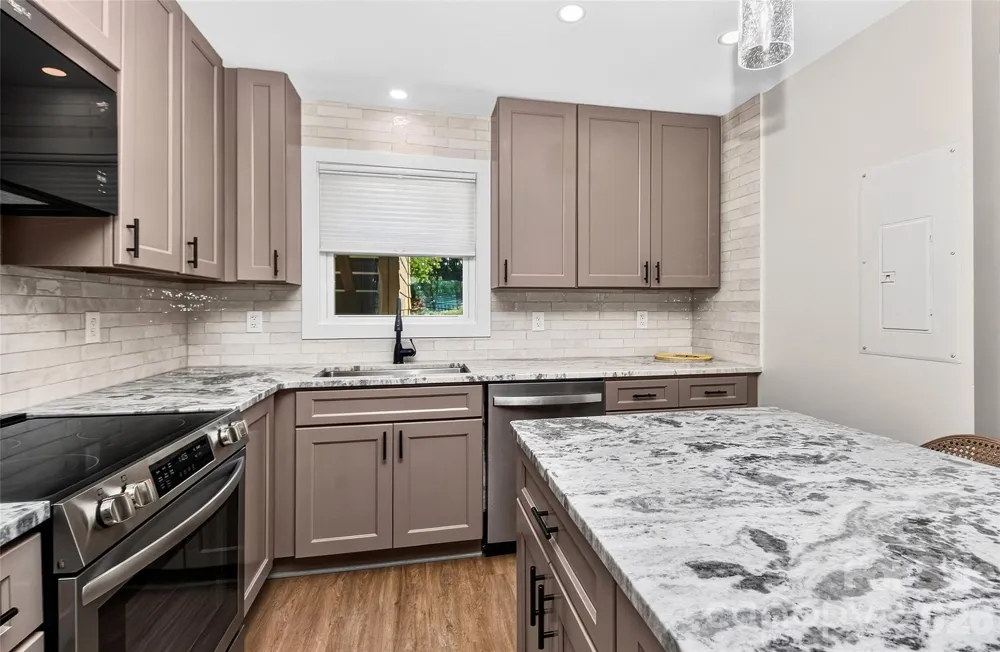 7340 Lakefront Drive #5 Charlotte, NC 28278