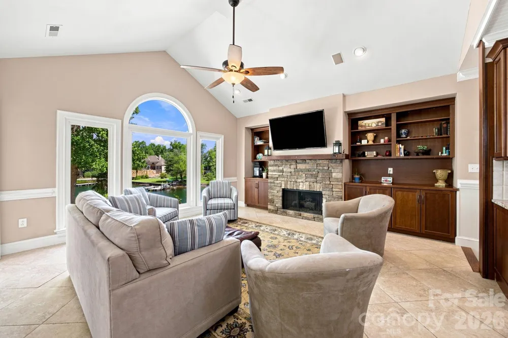 19318 Mary Ardrey Circle Cornelius, NC 28031