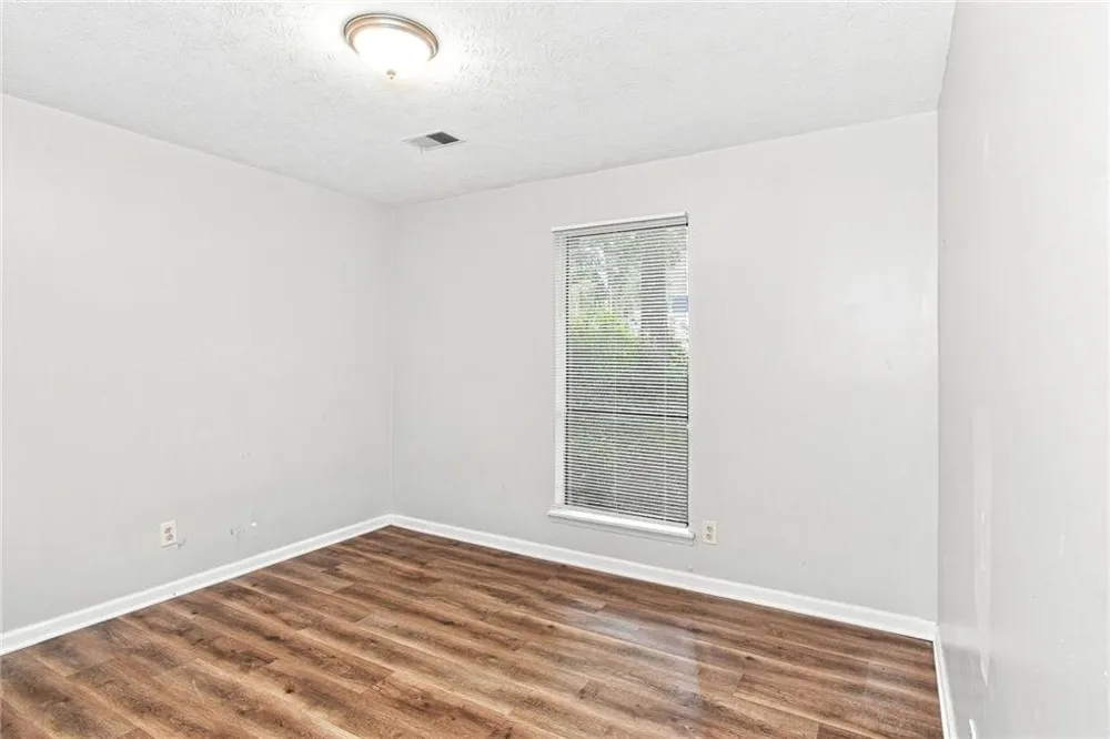 1515 Captain Thomas Court Marietta, GA 30066