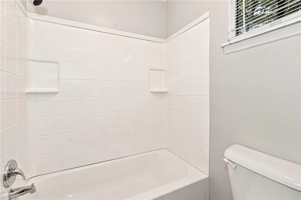 1515 Captain Thomas Court Marietta, GA 30066