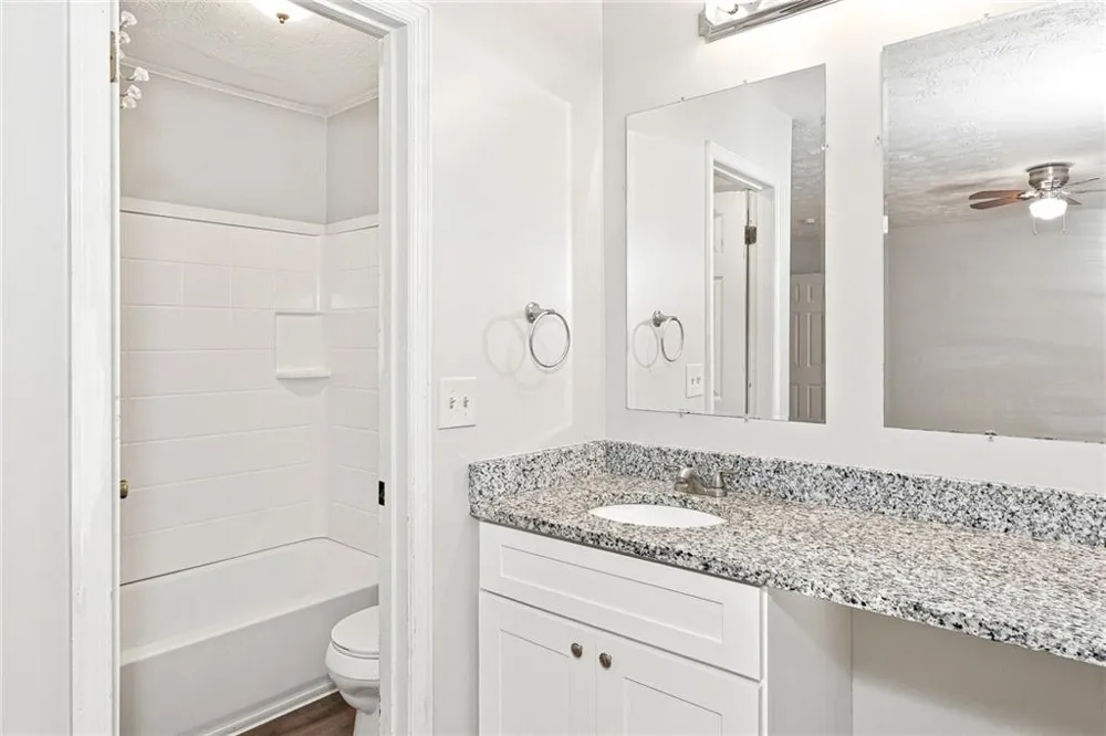 1515 Captain Thomas Court Marietta, GA 30066