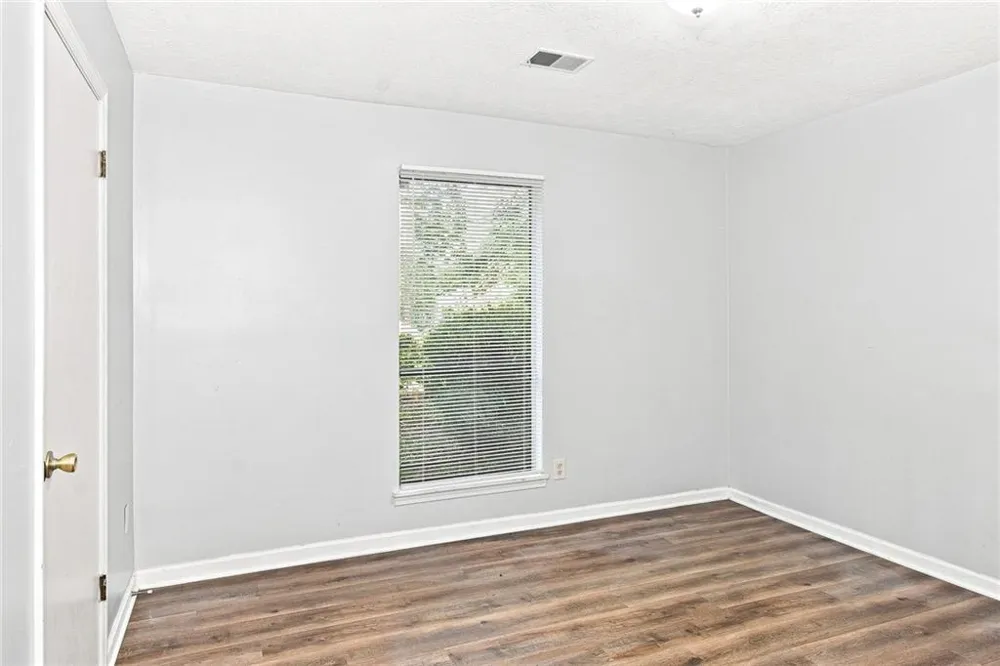 1515 Captain Thomas Court Marietta, GA 30066