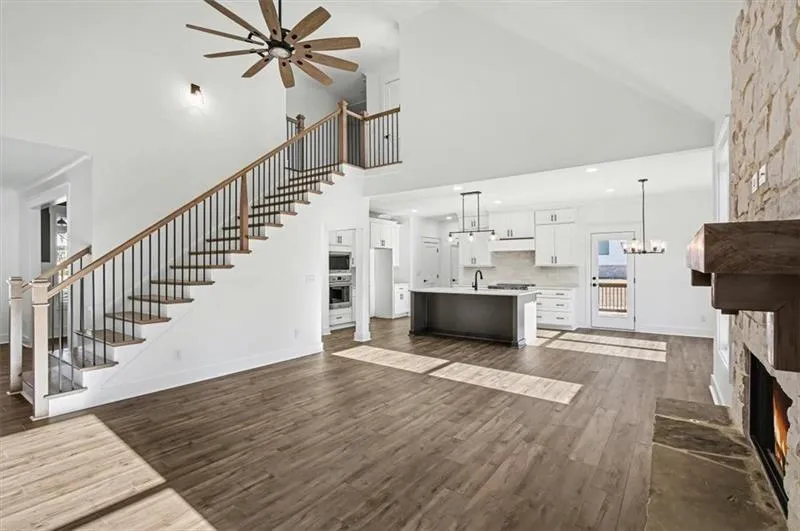 994 Cable Road Waleska, GA 30183