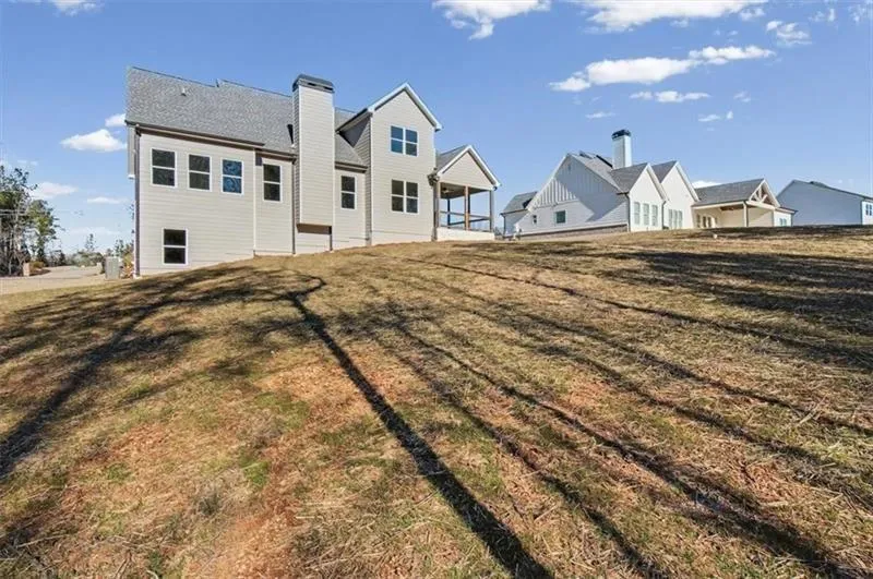 994 Cable Road Waleska, GA 30183