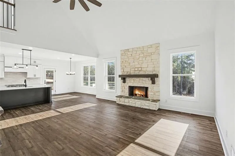 994 Cable Road Waleska, GA 30183