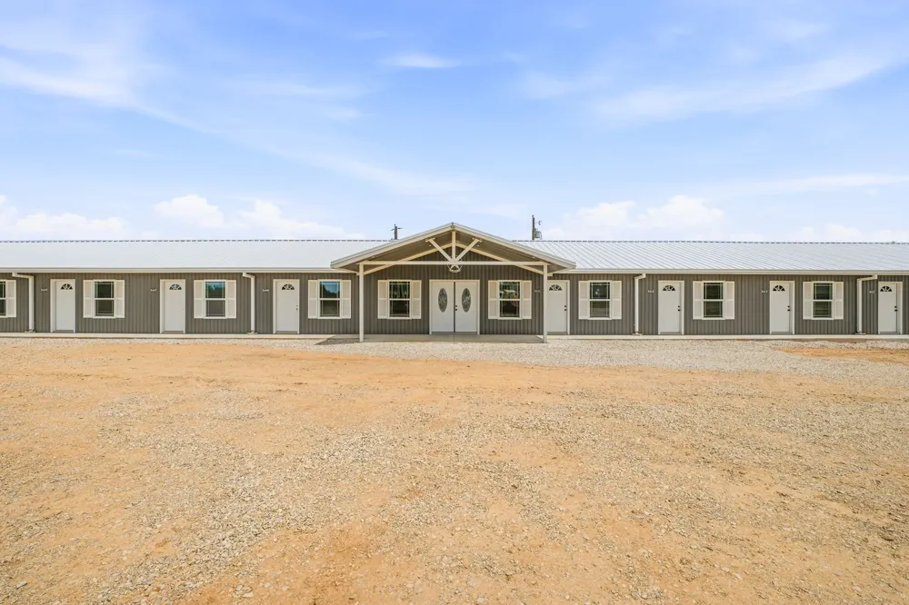 5415 CR 456 Stephenville, TX 76401