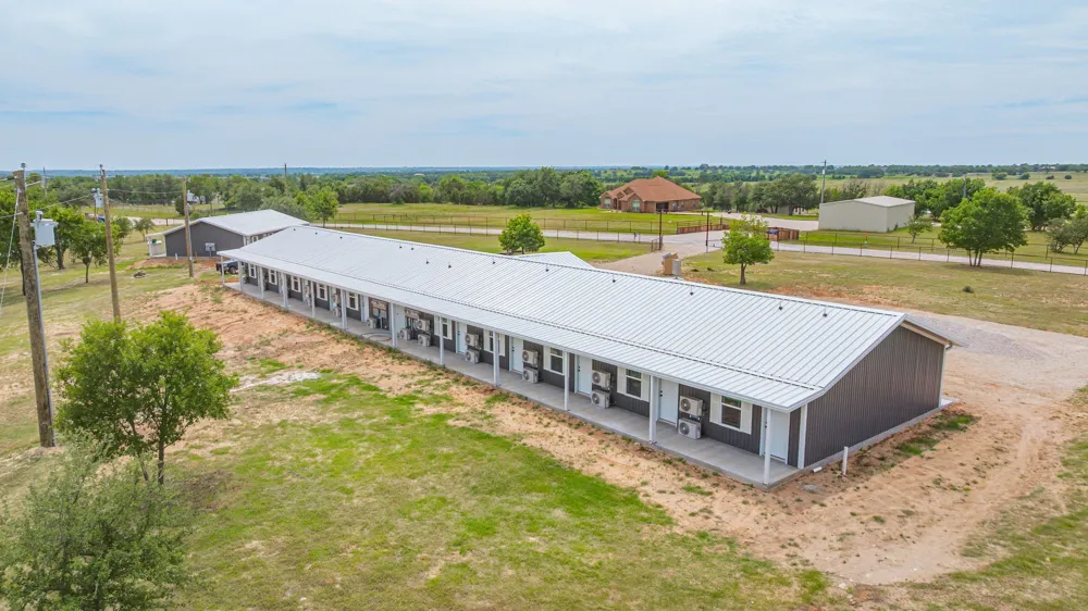 5415 CR 456 Stephenville, TX 76401