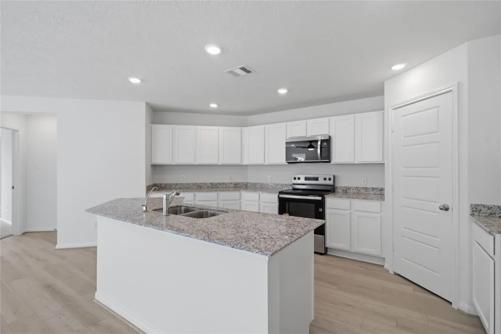 7215 Willow Meadow Lane Beasley, TX 77417