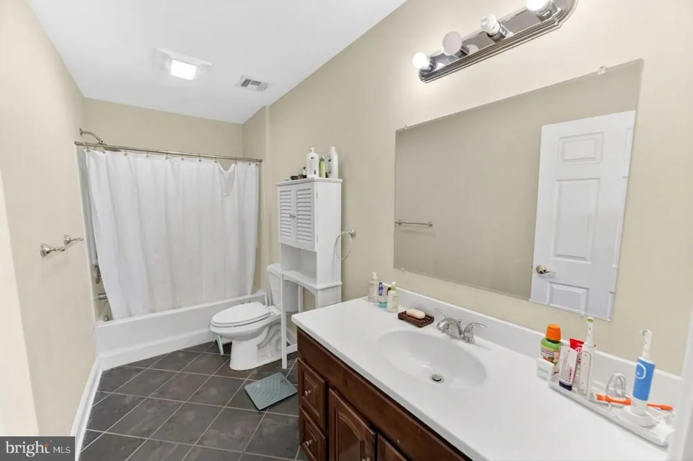 311 HUNT AVENUE Phillipsburg, NJ 08865