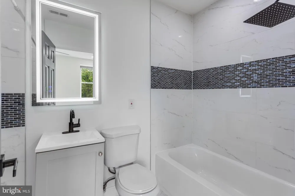 3835 REISTERSTOWN ROAD Baltimore, MD 21215