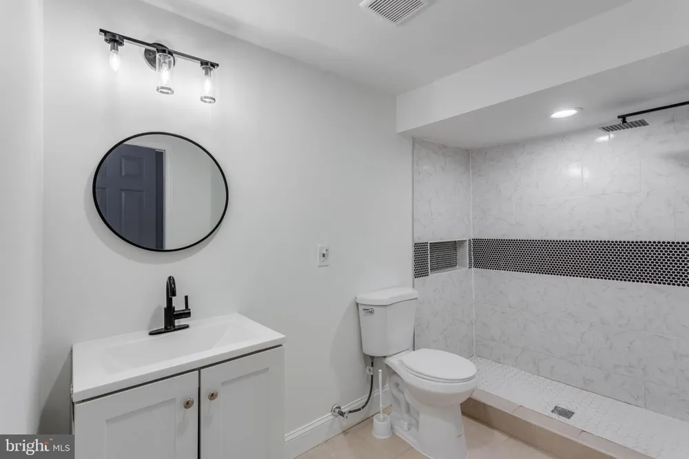 3835 REISTERSTOWN ROAD Baltimore, MD 21215