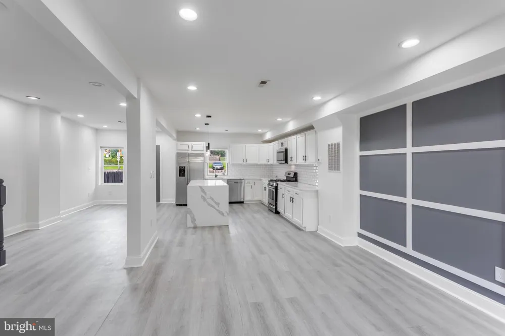3835 REISTERSTOWN ROAD Baltimore, MD 21215