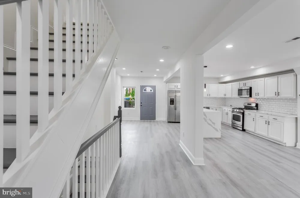 3835 REISTERSTOWN ROAD Baltimore, MD 21215