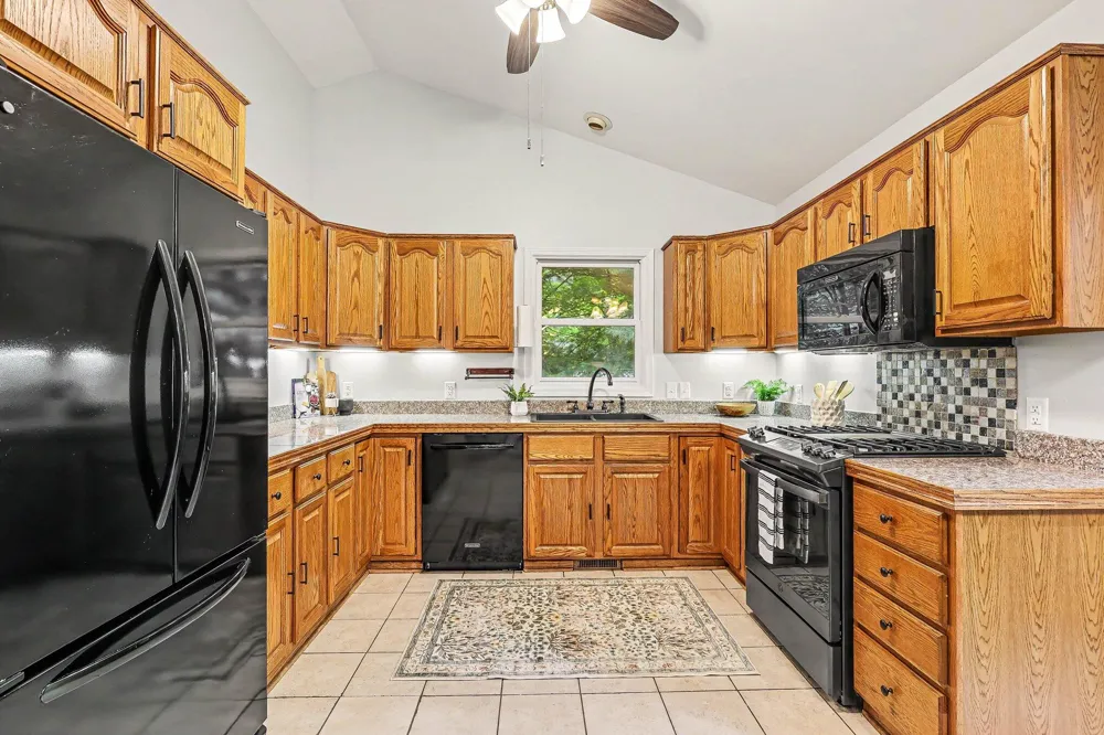 13271 Twin Creek Lane NE Greenville, MI 48838