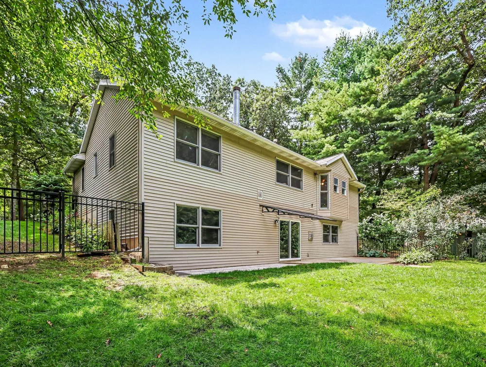 13271 Twin Creek Lane NE Greenville, MI 48838