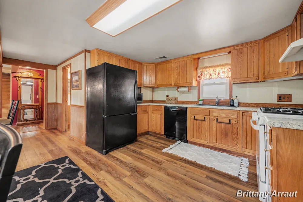2027 Valentine Street NE Grand Rapids, MI 49525