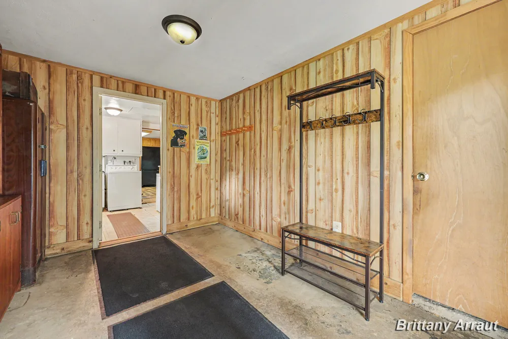 2027 Valentine Street NE Grand Rapids, MI 49525
