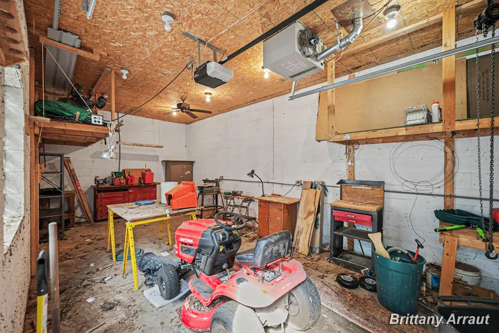2027 Valentine Street NE Grand Rapids, MI 49525