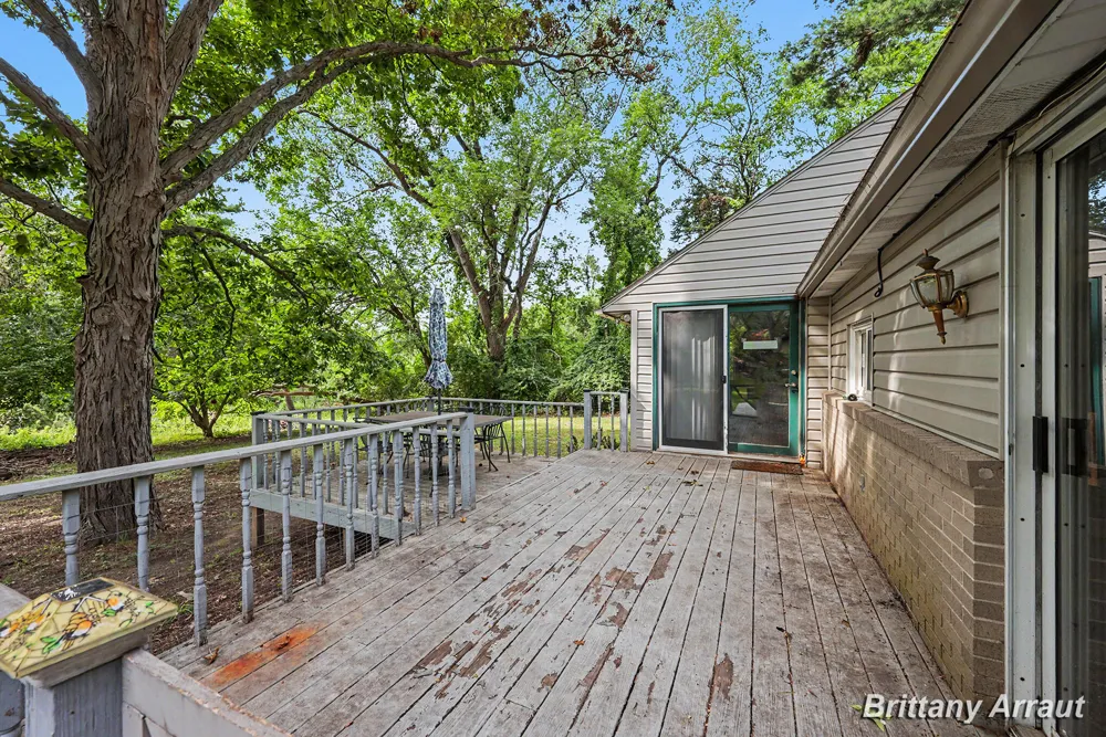 2027 Valentine Street NE Grand Rapids, MI 49525