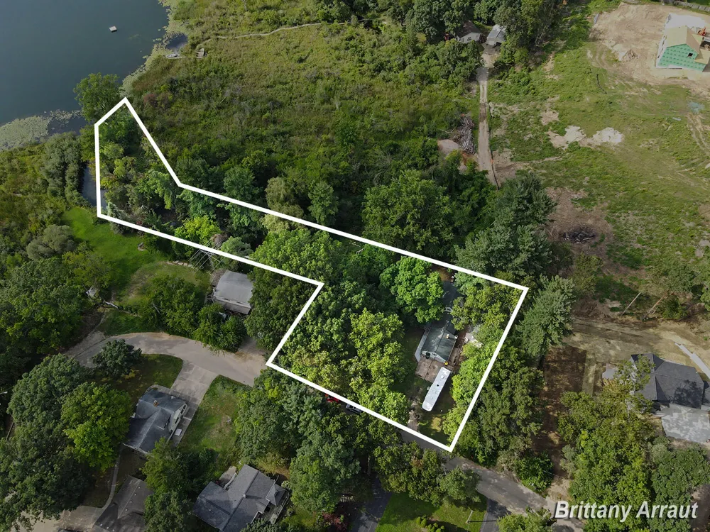 2027 Valentine Street NE Grand Rapids, MI 49525