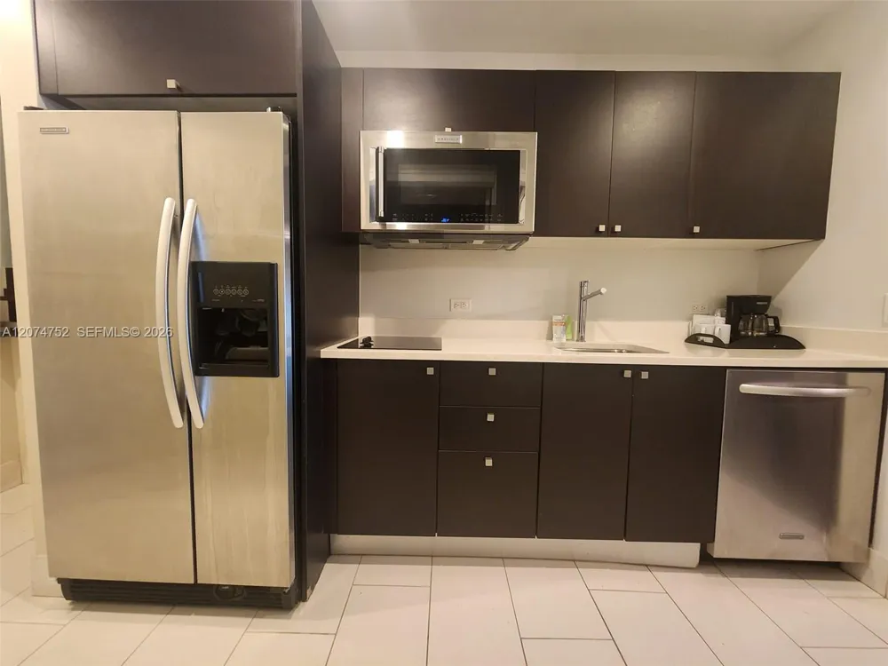 5300 NW 87th Ave #614 Doral, FL 33178