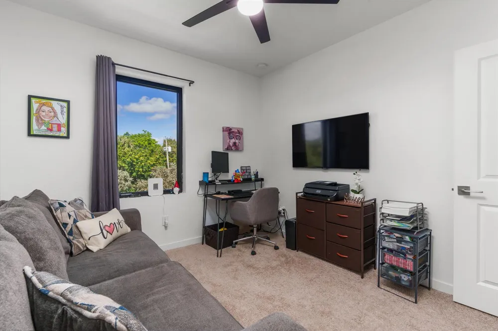527 NW 17TH STREET Fort Lauderdale, FL 33311
