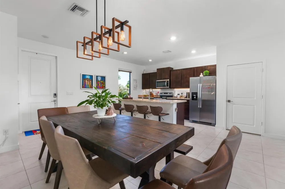 527 NW 17TH STREET Fort Lauderdale, FL 33311