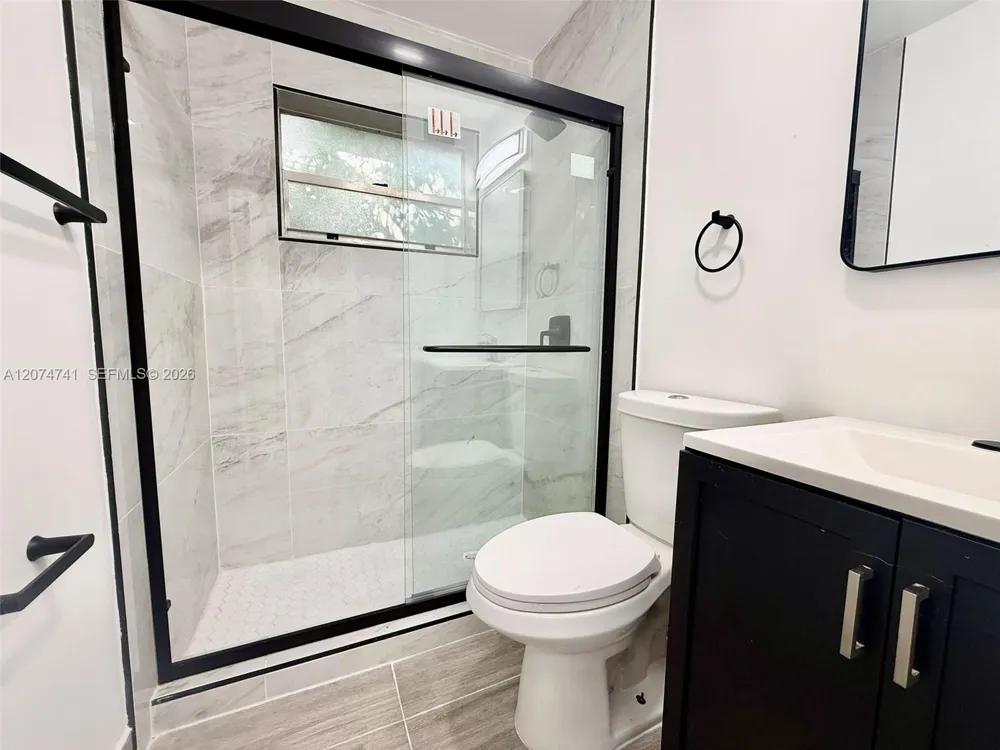 910 SW 2nd Ave #910 Hallandale Beach, FL 33009