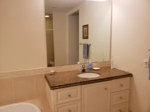27 HARBOUR ISLE DRIVE W #305 Fort Pierce, FL 34949